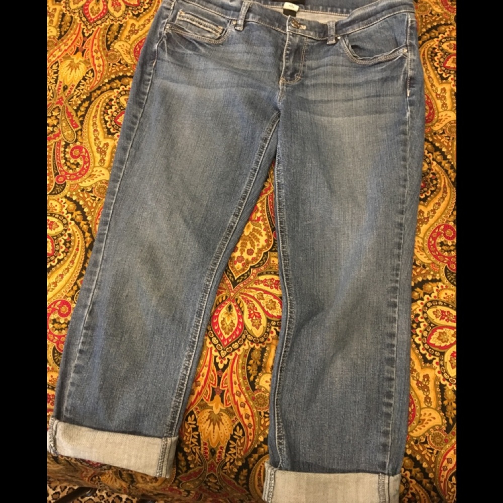 White House Black Market Crop Leg Jeans Sizr 8